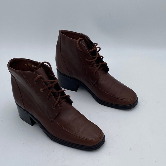 Vintage Candid Statements Brown Leather Ankle Boots women 7M casual office Y2K - Picture 10 of 10